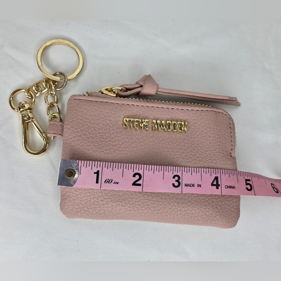 Steve Madden 3"x5"inch Pink Keychain Wallet - Picture 4 of 9